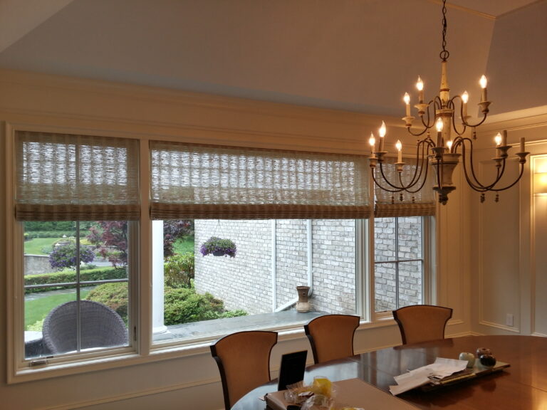 wood blinds in a Tri-State dining room, made to measure