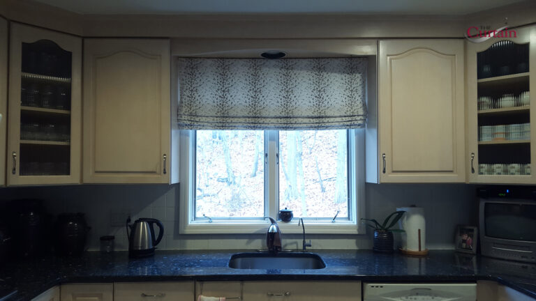 Custom roman shades fitted in a kitchen in Bergen County, NJ