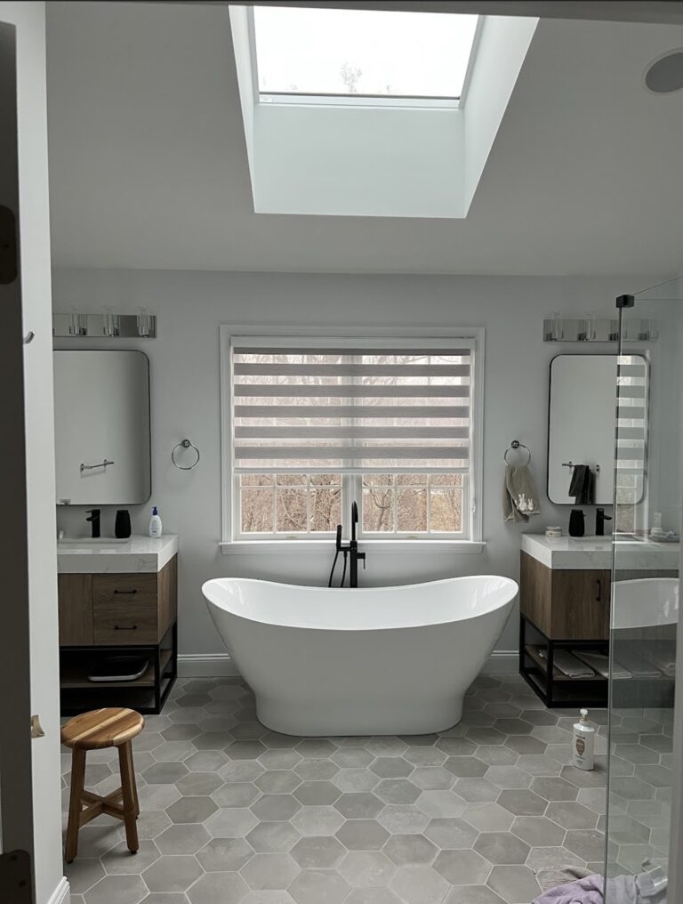 roller shades in a Tri-State bathroom, made to measure