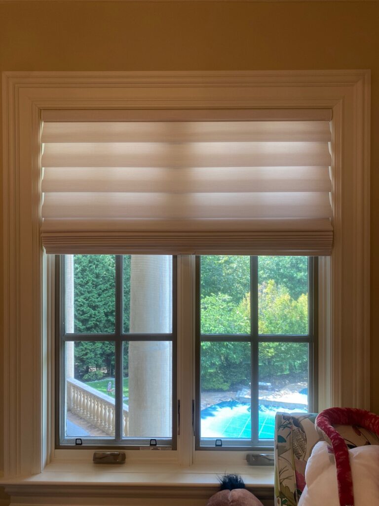 what are roman shades