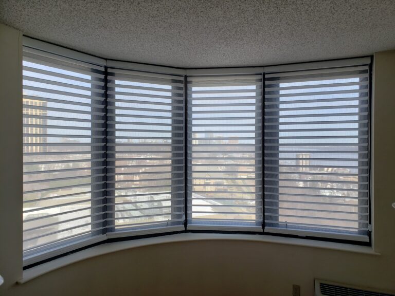 sheer shadings in a Tri-State living room, made to measure