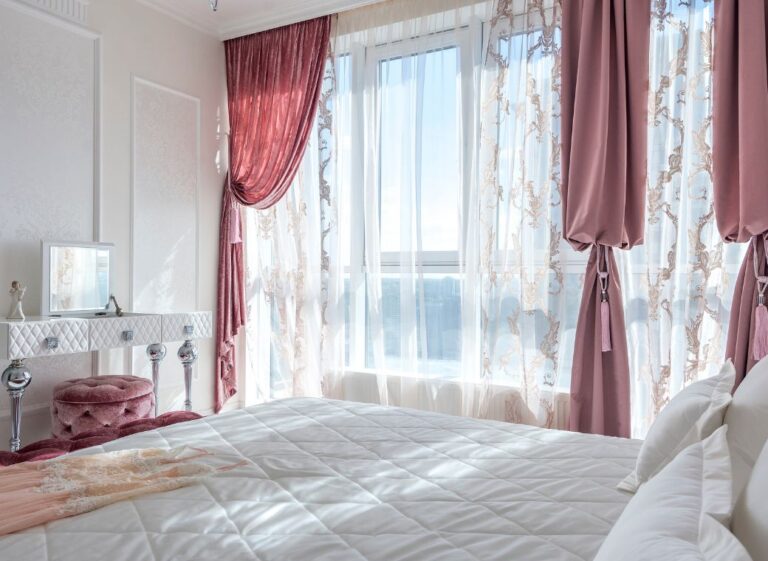 Modern vs Traditional Curtains