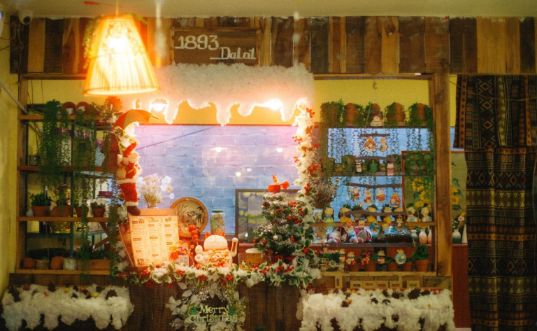 Christmas window decorations